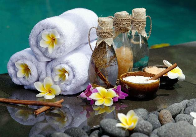 Pijat Panggilan Solo 24 Jam Kabupaten Sukoharjo Jawa Tengah (Putri-Spa). Putri Spa adalah sebuah komunitas jasa kebugaran online dengan pelayanan door to door, mempunyai misi untuk membantu kebugaran customer. Ada bermacam -macam jasa pelayanan di Putri Spamulai dari pijat panggilan tradisional, massage full body, teraphis kesehatan, dan